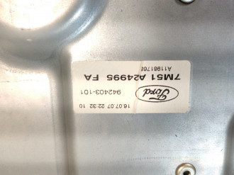 Стеклоподъемник задний левый Ford Focus 2005-2008