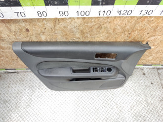 Обшивка двери передней левой Ford Focus 2005-2008