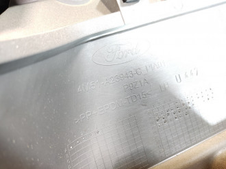 Обшивка двери передней левой Ford Focus 2005-2008