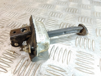 Ограничитель двери задний Ford Focus 2005-2008