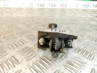 Ограничитель двери задний Ford Focus 2005-2008