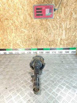 Амортизатор передний левый Ford Focus 2005-2008