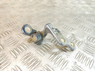 Петля двери передней правой верхняя Ford Focus 2005-2008