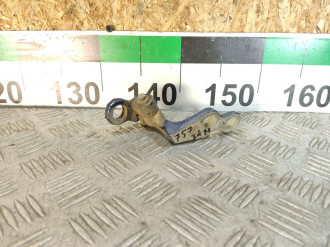 Петля двери задней левой нижняя Ford Focus 2005-2008