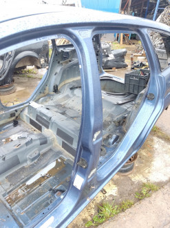 Порог со стойкой левой Ford Focus 2005-2008