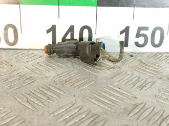 Форсунка двигателя Ford Focus 2005-2008