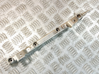 Рейка топливная рампа Ford Focus 2 2005-2008