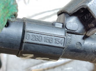 Форсунка двигателя Ford Focus 2 2005-2008