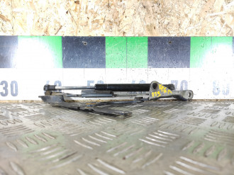 Петля крышки багажника левая Ford Focus 1 1998-2005