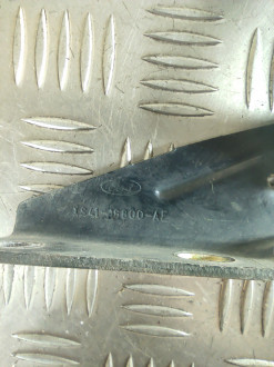 Петля капота правая Ford Focus 1998-2005