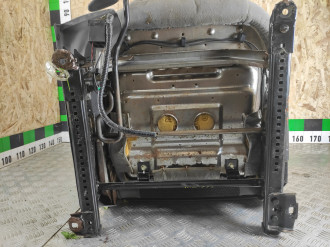 Сиденье переднее правое Ford Focus 1998-2005
