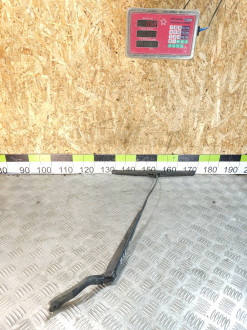 Поводок стеклоочистителя передний правый Ford Fiesta 2001-2008