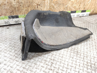 Обшивка багажника правая Ford Fiesta 2001-2008