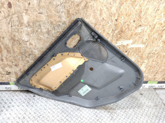 Обшивка двери задней правой Ford Fiesta 2001-2008
