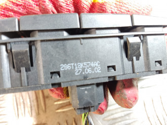 Кнопка обогрева стекла Ford Fiesta 2001-2008