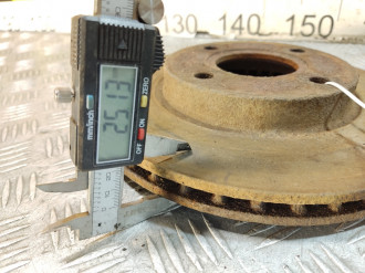 Диск тормозной передний Ford Fiesta 2001-2008