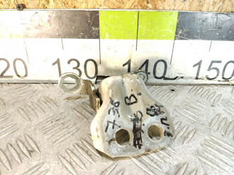 Петля двери задней правой верхняя Ford Fiesta 2001-2008