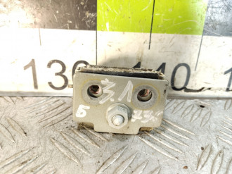 Петля багажника левая Ford Fiesta 2001-2008