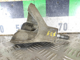 Кронштейн кпп Ford Focus 1998-2005