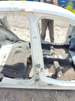 Порог со стойкой правой Ford Fiesta 2001-2008