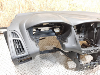 Торпедо Ford Focus 2011-2019