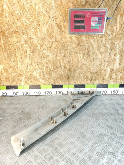 Обшивка стойки левая Ford Focus 2005-2008