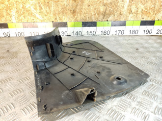 Обшивка багажника правая Ford Focus 2005-2008