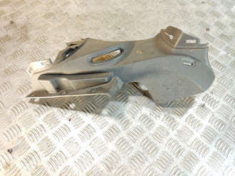 Обшивка багажника левая Ford Focus 2005-2008