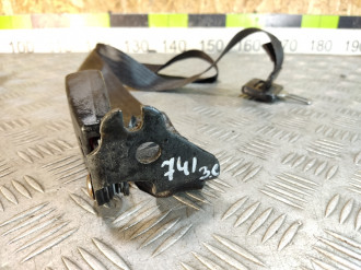 Ремень безопасности центральный задний Ford Focus 2005-2008