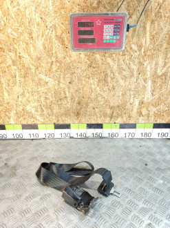 Ремень безопасности центральный задний Ford Focus 2005-2008