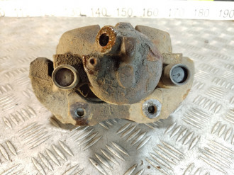 Суппорт передний левый Ford Focus 2005-2008