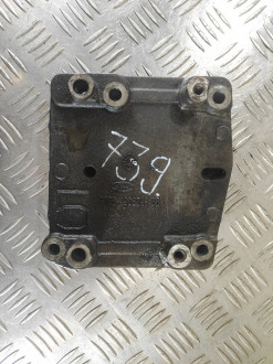 Кронштейн компрессора кондиционера Ford Focus 1998-2005