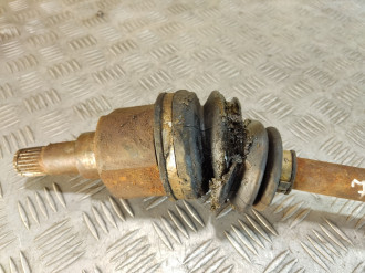 Полуось передняя левая Ford Focus 2005-2008