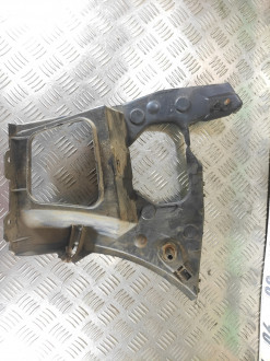 Кронштейн бампера заднего Ford Focus 1998-2005