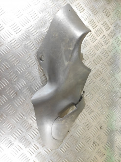 Обшивка стойки правая Ford Focus 1998-2005