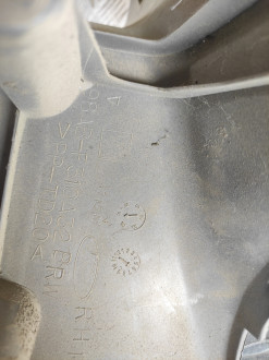 Обшивка стойки правая Ford Focus 1998-2005