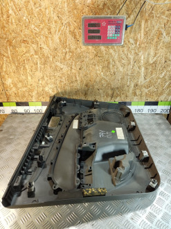 Обшивка двери передней правой Ford Focus 2005-2008