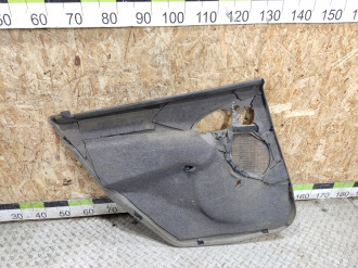 Обшивка двери задней правой Ford Focus 2005-2008