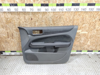 Обшивка двери передней правой Ford Focus 2005-2008