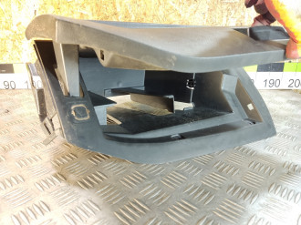 Бардачок Ford Focus 2011-2019