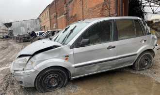 В разборе Ford Fusion 2002-2012
