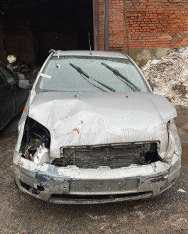 В разборе Ford Fusion 2002-2012