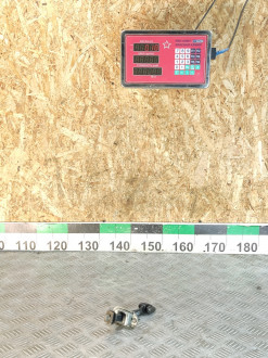 Ограничитель двери передний Ford Fusion 2002-2012