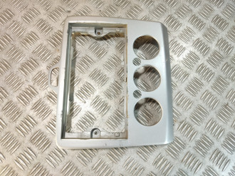 Рамка магнитолы Ford Focus 2005-2008