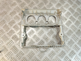 Рамка магнитолы Ford Focus 2005-2008