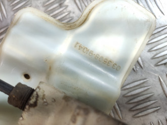 Цилиндр тормозов главный Ford Focus 2 2005-2008