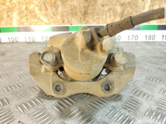 Суппорт передний правый Ford Focus 2 2005-2008