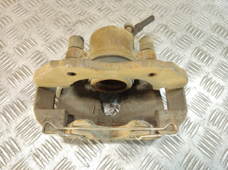Суппорт передний правый Ford Focus 2 2005-2008
