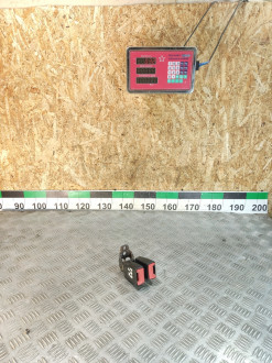 Ответная часть ремня безопасности Ford Focus 2005-2008