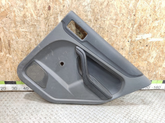 Обшивка двери задней правой Ford Focus 2005-2008
